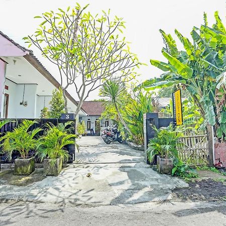 Spot On 91197 Pondok Rahayu Hotel Kerobokan  Exterior photo